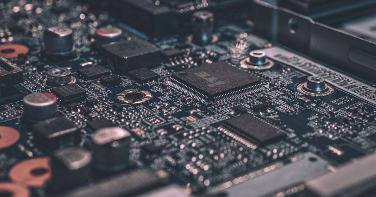 Small Language Models in 2026: When SLMs Beat Frontier AI - 2026 guide